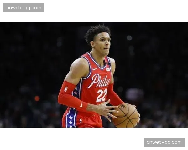 欧足联要求站席每平方米最多容纳4.7人，多特蒙德现行标准为5人